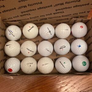 Assorted mixed set of 15 golf balls(Nike, Spaulding, etc)